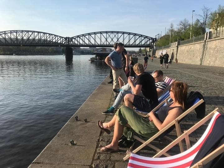 Náplavka — pronájem